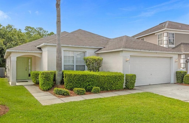 1061 Lake Berkley 4 Bed with Pool&Spa