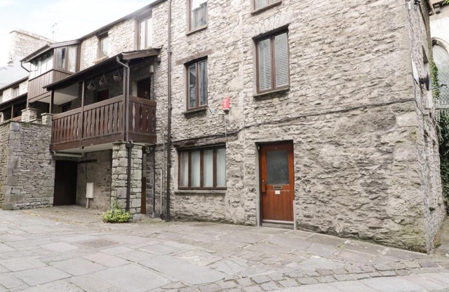 11 Camden Building