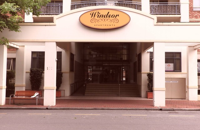 11 on Hurtle. Comfortable 3 Bedroom Apt Central CBD Location. Long stay welcome.