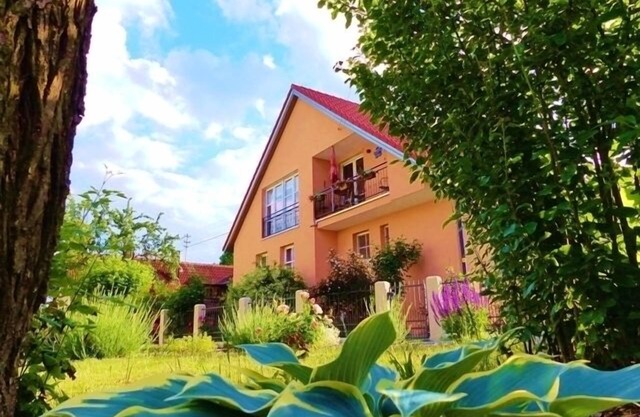 Appartement de 115 m² avec balcon et grand jardin