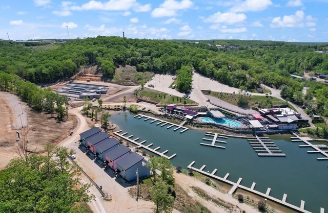 1177 New Lakefront 5 bd. Sleeps 16 Backwater Jacks