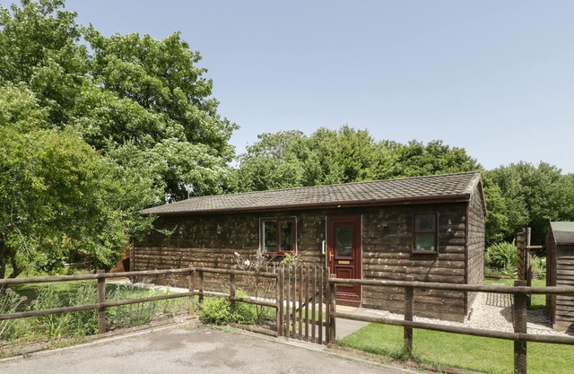 12 Linhay, BEAMINSTER
