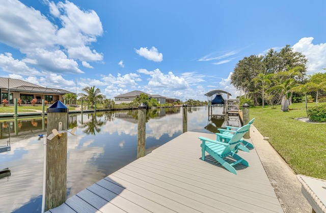 12 Mi to Gulf: Port Charlotte Home w/Boat Dock