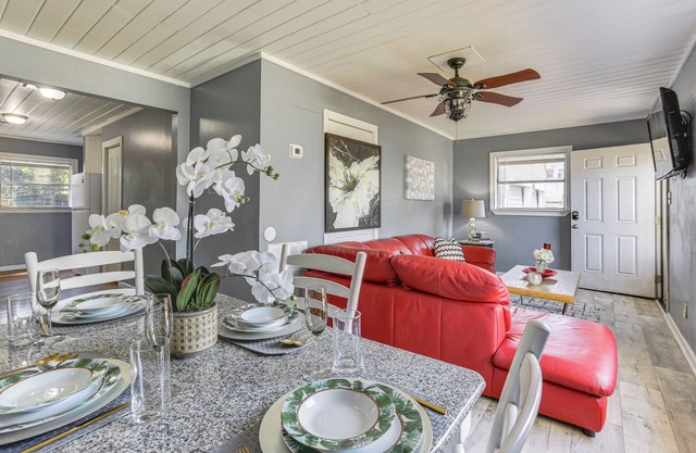 12 Mi to Lake Access: Port Arthur Apt w/ Yard