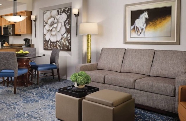 12 minute walk to Waste Management Open. 2-Bedroom at Sheraton Desert Oasis.