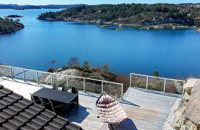 Maison de vacances pour 12 a Fitjar