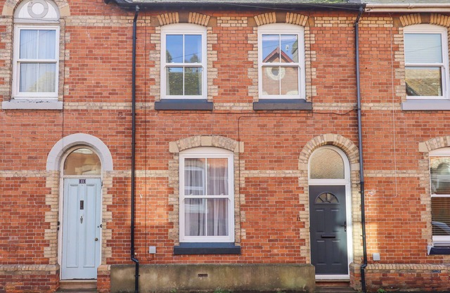 12 SALISBURY TERRACE, family friendly, with open fire in Teignmouth