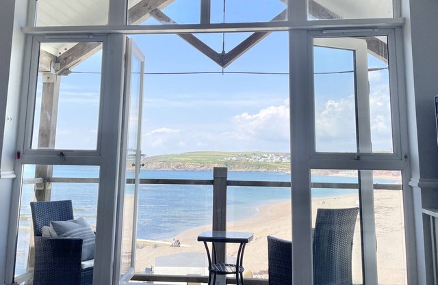 12 Thurlestone Rock