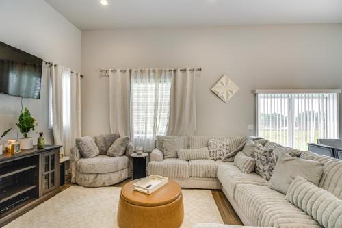 13 Mi to Dtwn Fargo North Dakota Family Home!