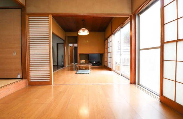 13 minutes walk from Niiza Station Twostory whol - Saitama Niiza House / Niiza Saitama