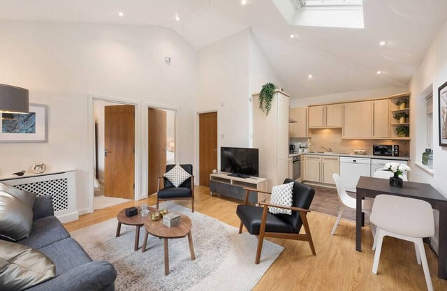 138 KGH · Beautiful West London Holiday House