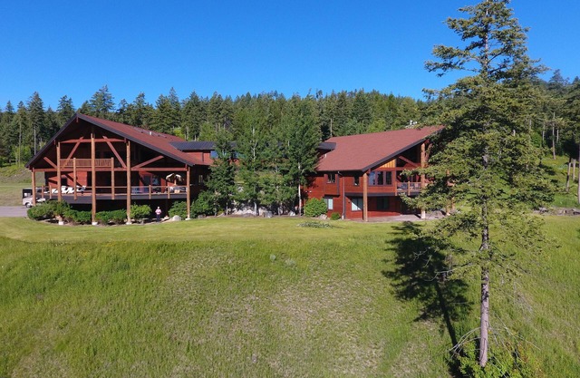 14,229 pieds carrés Estate sur 8ac w / 4100sq ft Maison d'hôtes w / TikiBar HotTub WeightRoom
