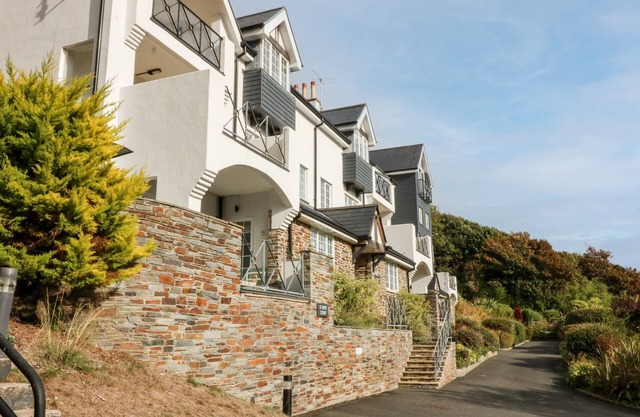 14 ST ELMO COURT, family friendly, with pool in Salcombe