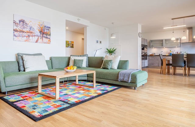 Appartement de luxe, 140 m², parking privé souterrain gratuit