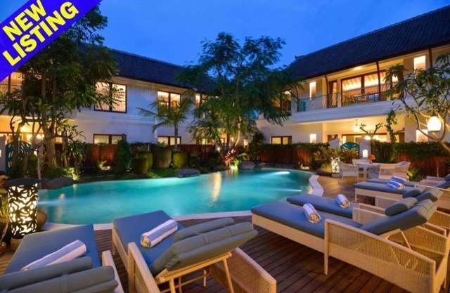 Villa privée de 14 chambres pour grand groupe à Sanur