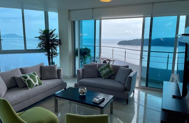 14F Luxury Resort Lifestyle Ocean Views