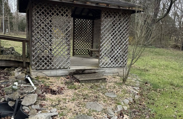 15 Acres of Peace and Tranquility. Enjoy nature, tie the knot, and much more.