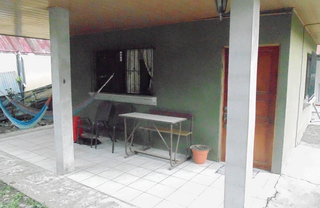 150 mètres de la délégation de police à l'ouest, Cahuita