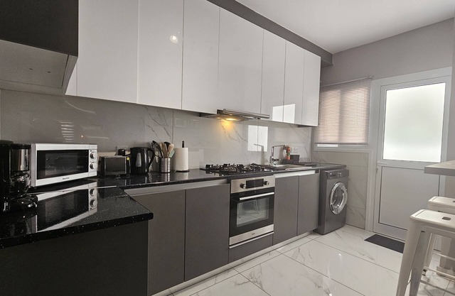 151 NIC - Stay Art Style Apartment