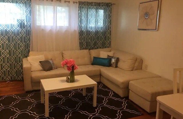 15minutes to Stampede Park! Family-sized 2 Bedroom Suite