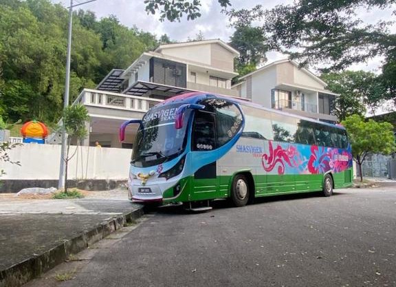 15PAX 3 BR, Kids Swimming Pool, Pool table, BBQ near Spice ARENA, Airport Penang