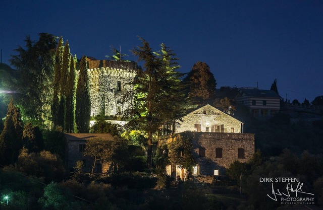 Château de 1400, entre Portofino et Cinque Terre, vue mer parmi les oliviers