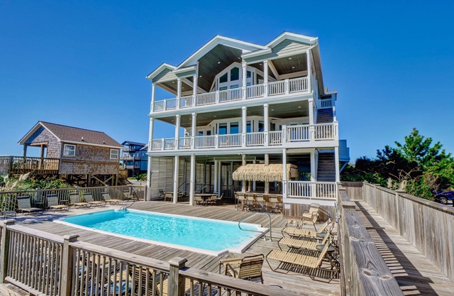 16 BR / 18 salles de bain, 60 personnes OCEANFRONT avec piscine / ascenseur! 2068, chemin New River Inlet
