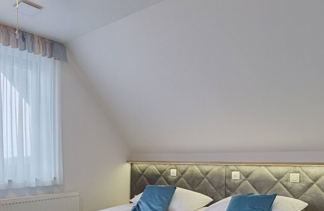 16 Double or twin room