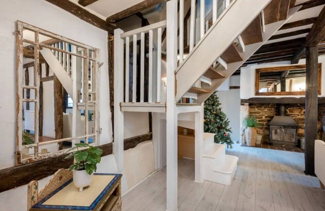 16th Century Thatched Cottage!