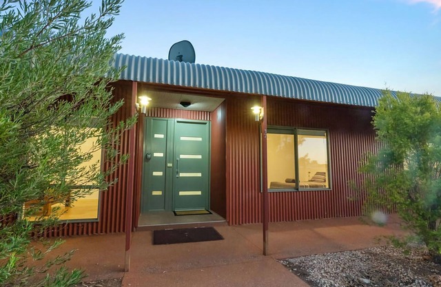 17 Skipjack Circle - complete with private swim spa