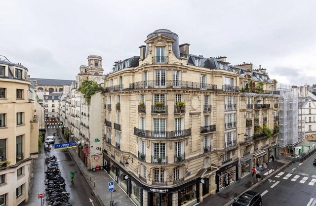 170M2 ELEVATED MODERN LUXURY ON RUE DU FOUR, ST-GERMAIN STYLE REIMAGINED