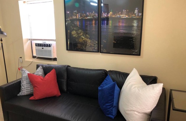 Assez pratique 1b Apt / 20 min de stationnement à New York