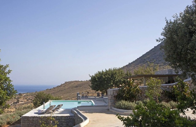 Villa de luxe rénovée du 17ème siècle avec une vue imprenable
