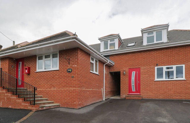 18 Jubilee Road, FORDINGBRIDGE