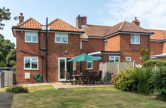 18 Pilgrim’s Way, Thorpeness