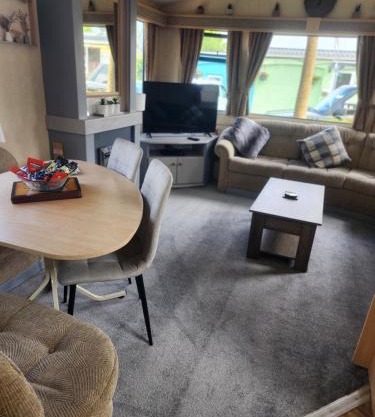 18 Vale Park