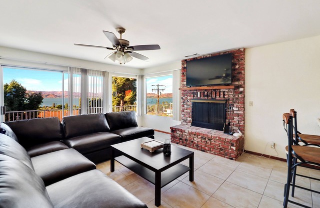 180° Lakeview 5B/3B Gameroom, Boat/RV Parking FastWifi, Beautiful Views, Family