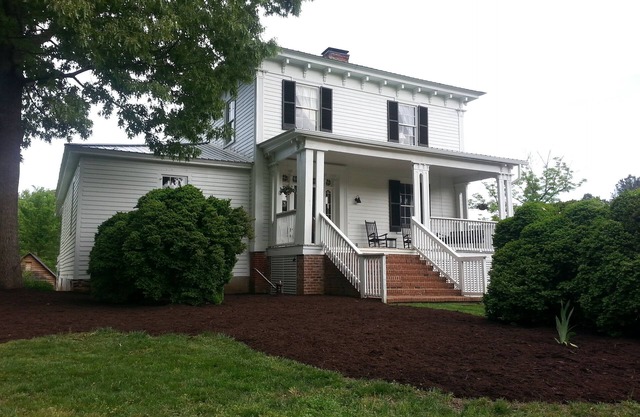 1865 Maison de plantation près du lac Gaston!