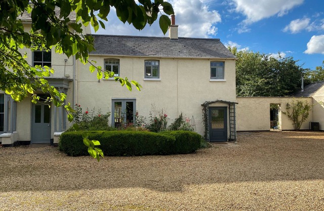 Cottage attaché à la maison d'époque Utilisation de la piscine privée des propriétaires (juin-septembre)