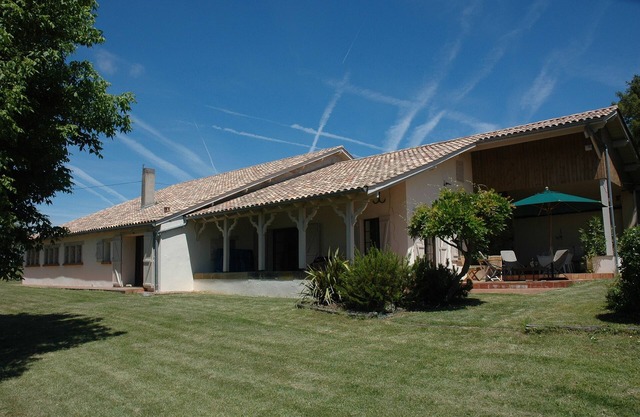Ferme du 18ème siècle avec piscine exclusive