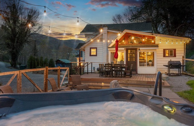 1910 Asheville Gem - Mountain Views w/ Hot Tub
