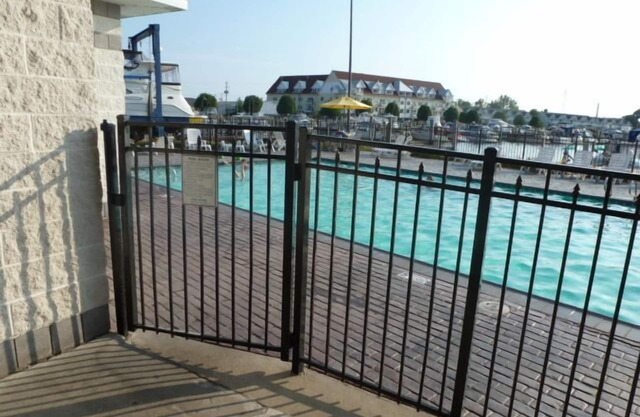 1920 SQE Ft de luxe à Spring Lake, Attenant à la Marina