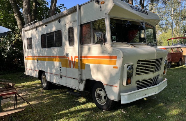 1977 Winnebago brave. Enjoy this vintage rv