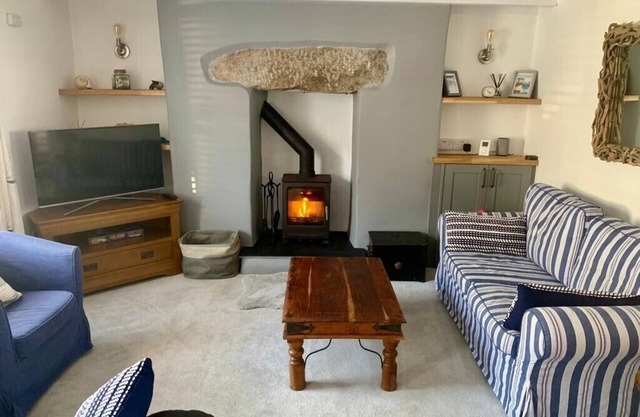 Maison de pêcheur du XIXe siècle près du port et de la plage de Porthleven