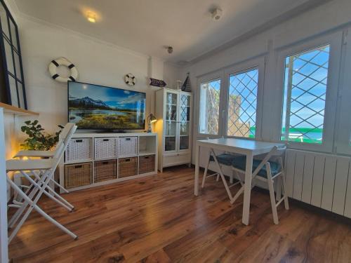 1A156 Bonito apartamento en la Playa Estaño