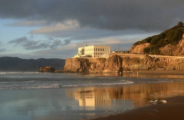 1BD Ocean Beach Retreat Avec Garage Parking!