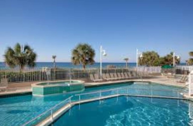 1Bed/1Bath at Majestic Sun!