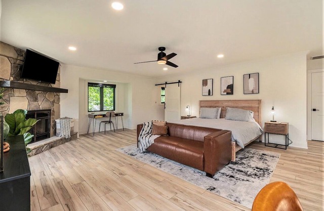1BR Loft Lake Chatuge Cabin w/ Mountain Views!