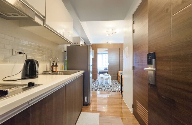 1BR Makati, Air Residences M006