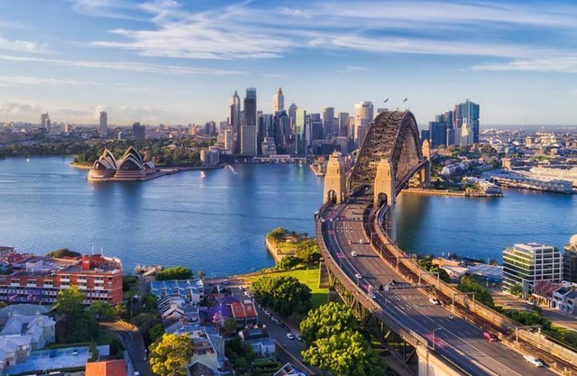 1BR w/ City View @ Castlereagh Street, Sydney CBD